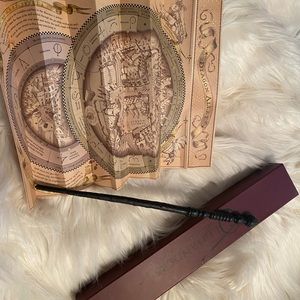 WIZARDING WORLD Harry Potter Universal Ollivander’s Interactive Ash Wand